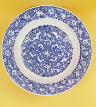 Isnik earthenware dish, early 16th century by Turkish School